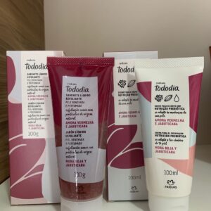 Kit Todo Dia Amora Vermelha e Jaboticaba Hidratante 100ml + Esfoliante 100ml